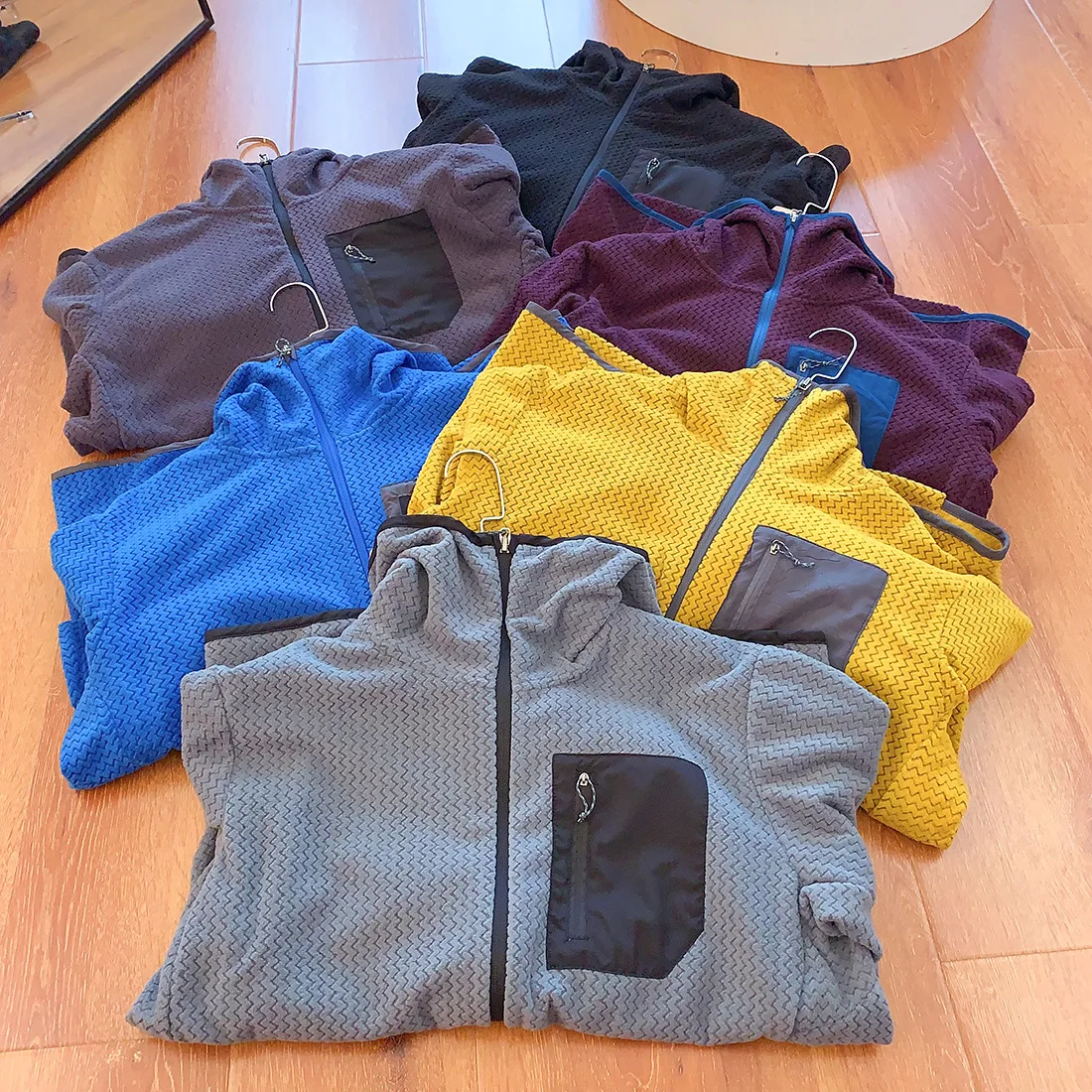 

Мужская модная, повседневная, теплая и дышащая толстовка для пешего туризма, осенне-зимняя флисовая спортивная куртка с волнистым узором