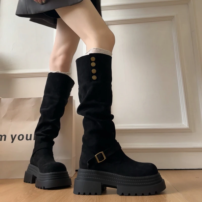 Retro Ruched Leather Long Boots for 2026 Winter, Fashionable and Versatile Style Round Head Platform Thick-soled Women's Boots