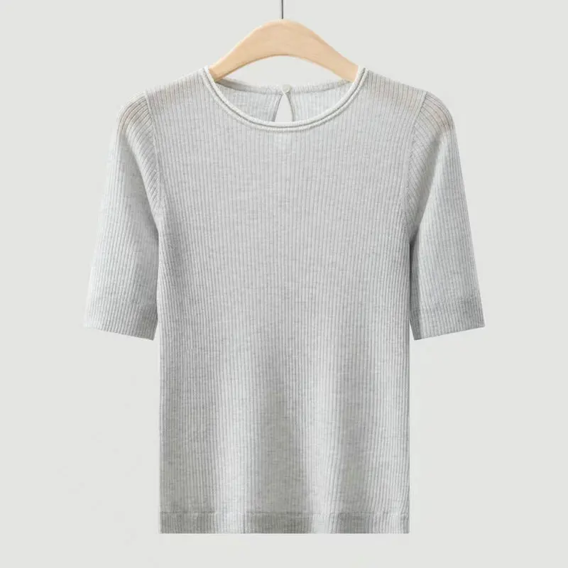 2026 Women's AutumnWinter New Round Neck Short Sleeved Knitted Sweater Slim Fit Wool Versatile Top