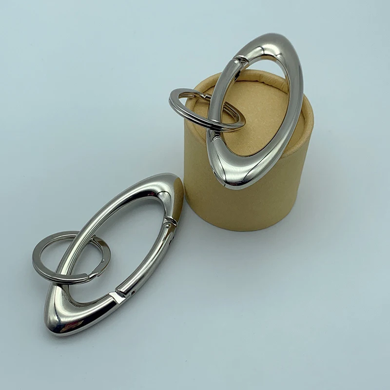 1pcs Oval Shaped Metal Carabiner Keychain Multifunctional Mountaineering Car Key Ring Outdoor Backpack Waist Hanging Decor DIY