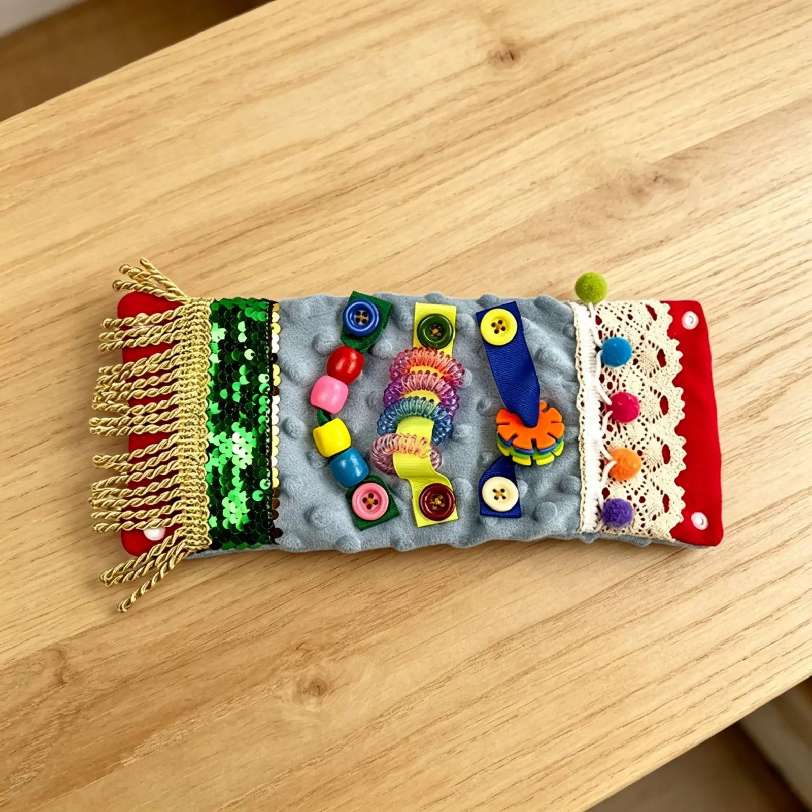alzheimer's-textured-sleeve-soft-and-skin-gentle-fidget-cuff-textured-activity-muff-stress-relief-textured-limb-band