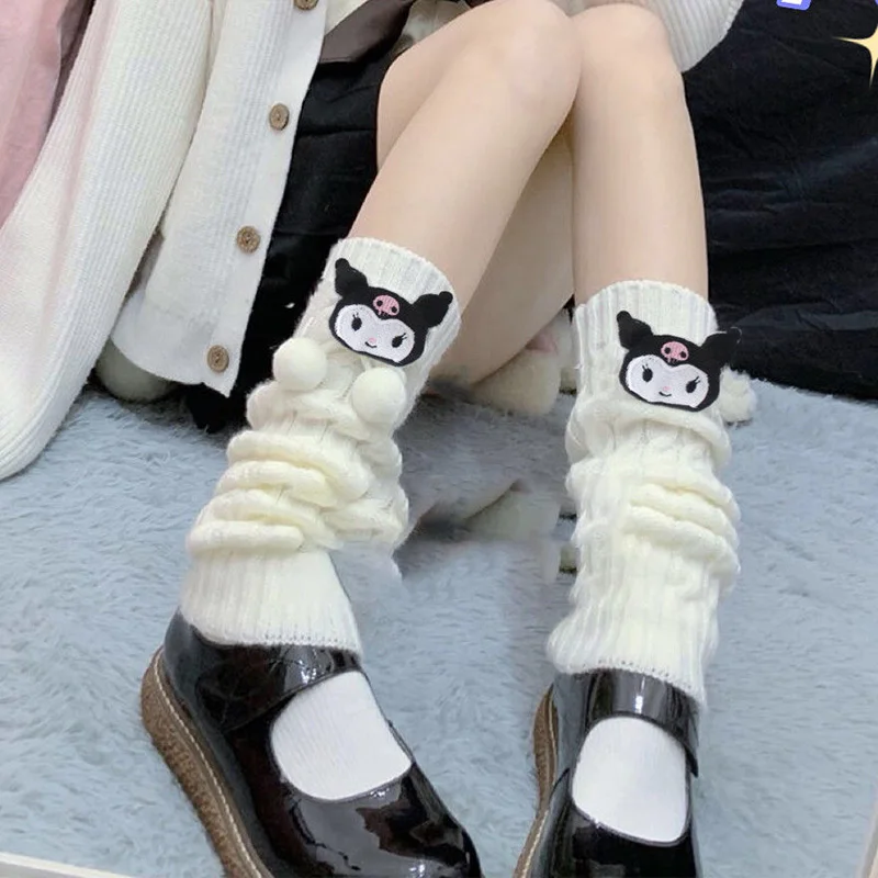 Süße Hallo Kitty Y2K Retro Socken Kawaii Strick Gewürz Mädchen Strumpf mit breiten Beinen lose Mittel rohr Legging Socken Cartoon Geschenke