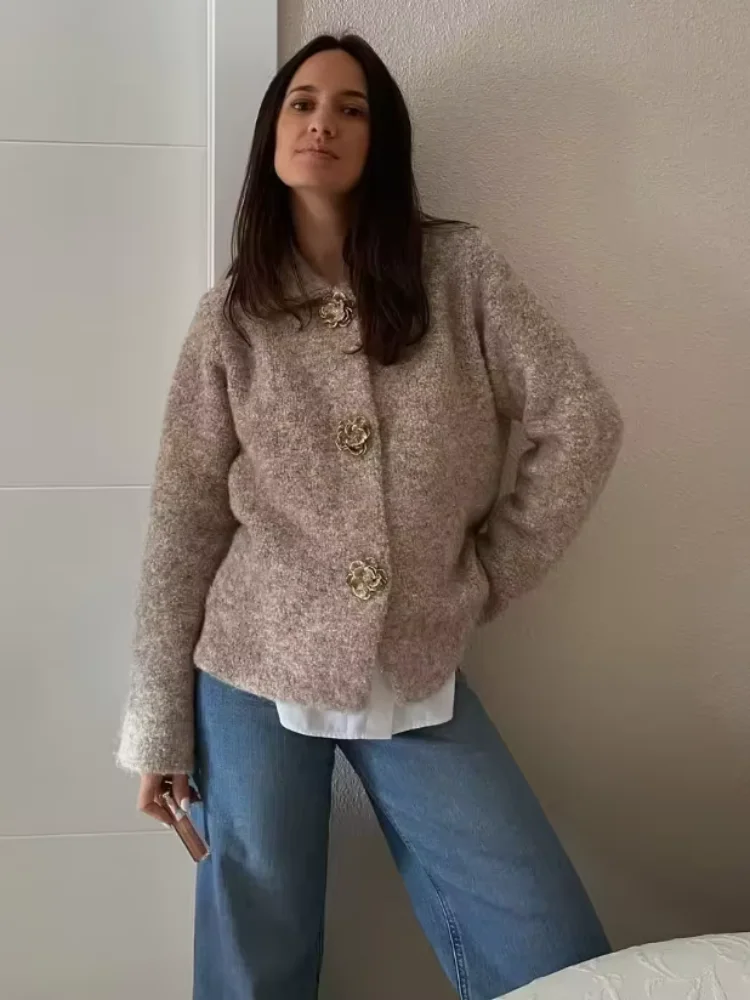 

Women Solid Rose Button Cardigan Fashion Full Sleeve Single Breasted Loose Sweater 2025 New Daily Commuting Office Cardigan