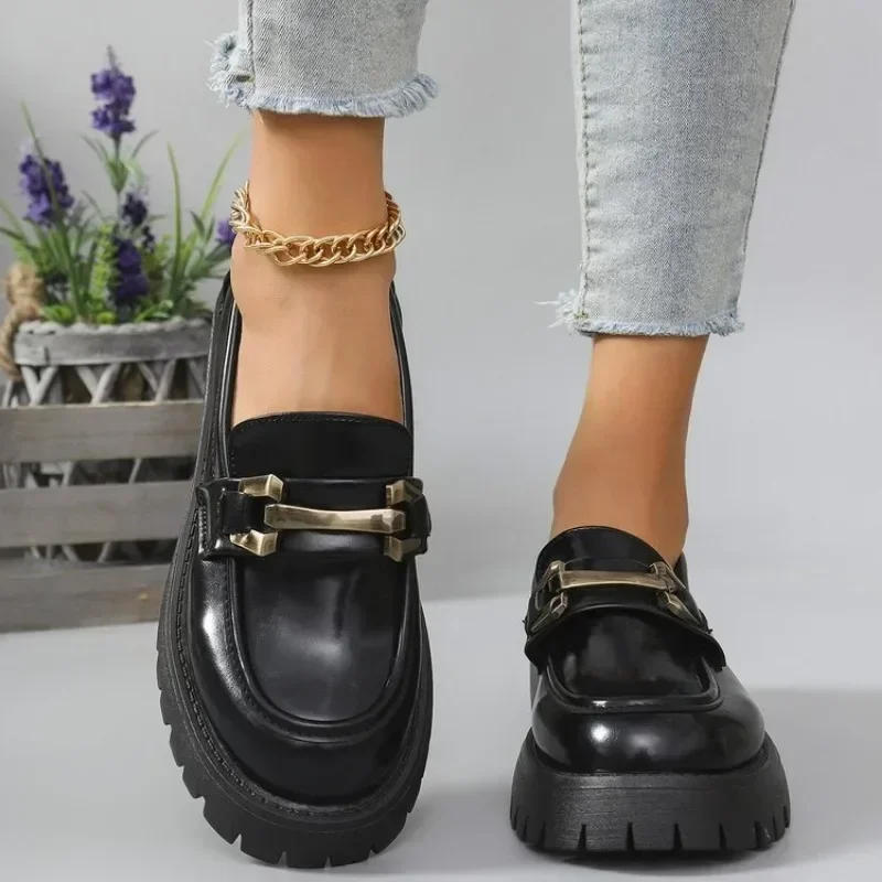 2024 Female Shoes Women Fashion  Janes Round Toe Flats Loafers Oxfords Platform Casual Metal Chain Buckle Ladies Heels Black