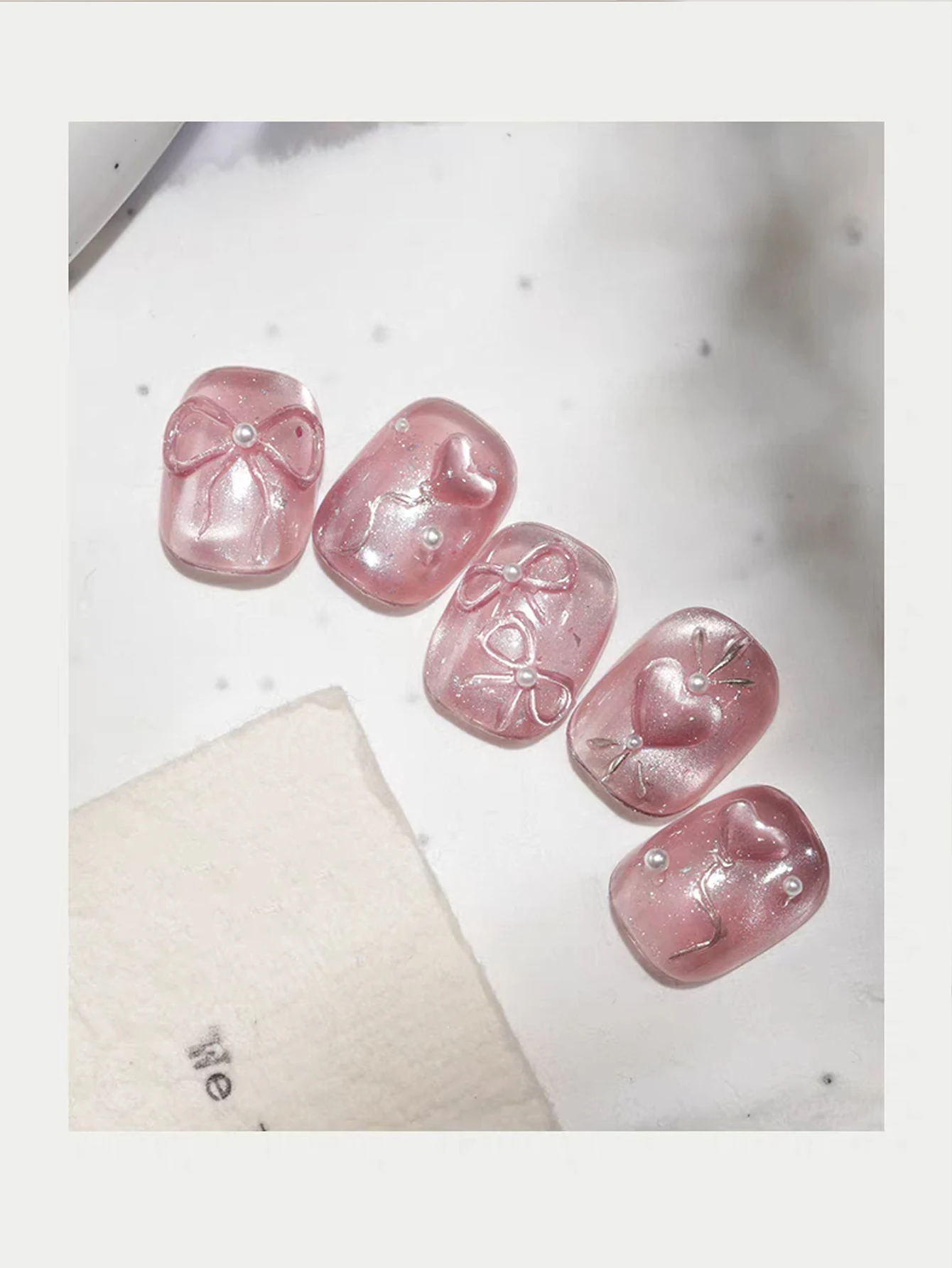 8-kolorowe brzoskwiniowe akcesoria do paznokci - 2025 Nowy magnetyczny lakier żelowy Cat's Eye, wyszczuplający i wybielający dla dziewczyn na imprezy przy basenie