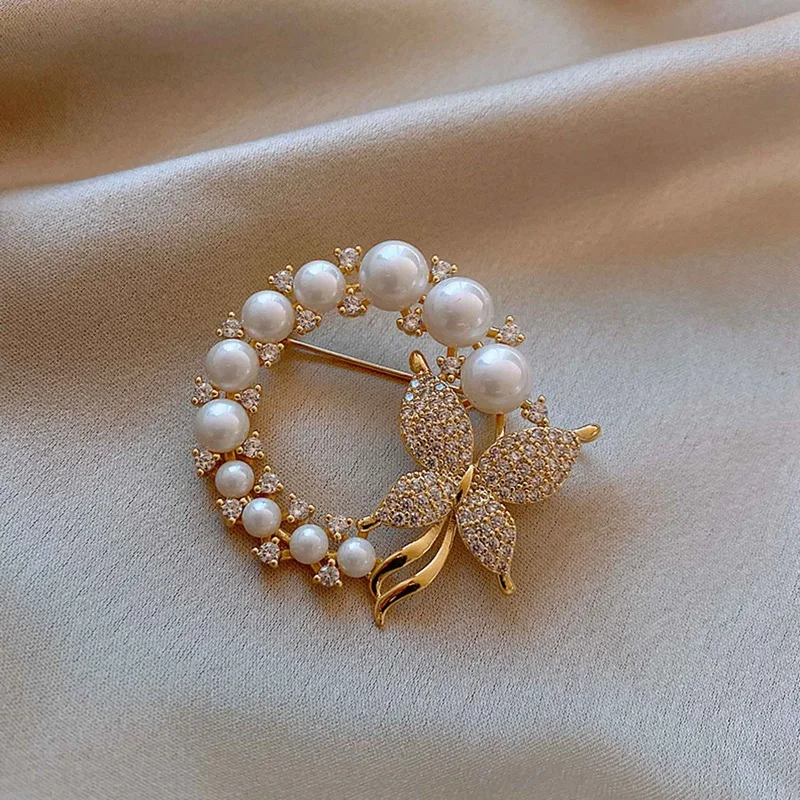 Pearl And Rhinestone Fashion Circle Brooches For Women Baroque Trendy Elegant Butterfly Brooch Pins Party Wedding Gifts