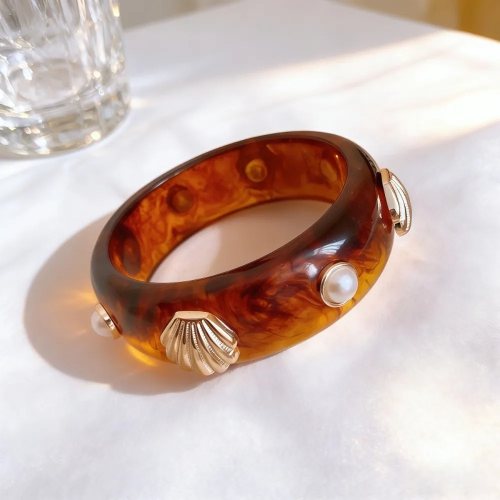 Vintage Pearl Shell Resin Cuff Bracelet Marbling Geometric Wide Cuff Bracelet Round Exaggerated Chunky Bangle Gifts