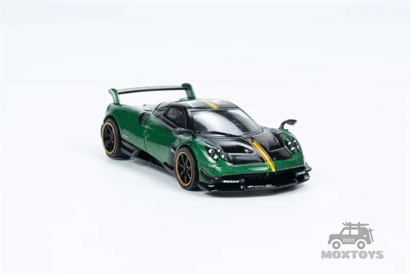 Tarmac Works 1:64 Pagani Huayra BC Green Diecast Model Car