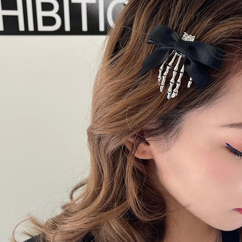 

Halloween Bow Skull Clip Skeleton Ghost Hand Bone Hairpin Vintage Punk Gothic Personality Women Girls Hairclips Hair Accessories