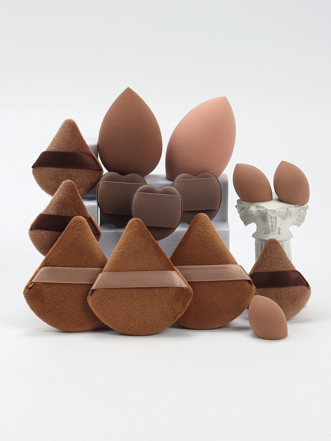 High-Energy 14-Piece Set, 3 Loose Powder Puffs & 3 Mini Loose Powder Puffs & 2 Large Makeup Sponges & 3 Mini Makeup Sponges