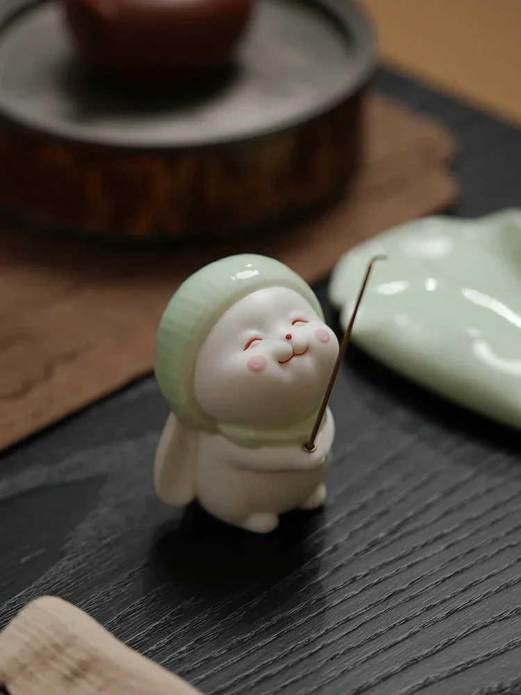

Celadon cute cute bunny lotus leaf aromatherapy stove ornaments home crafts