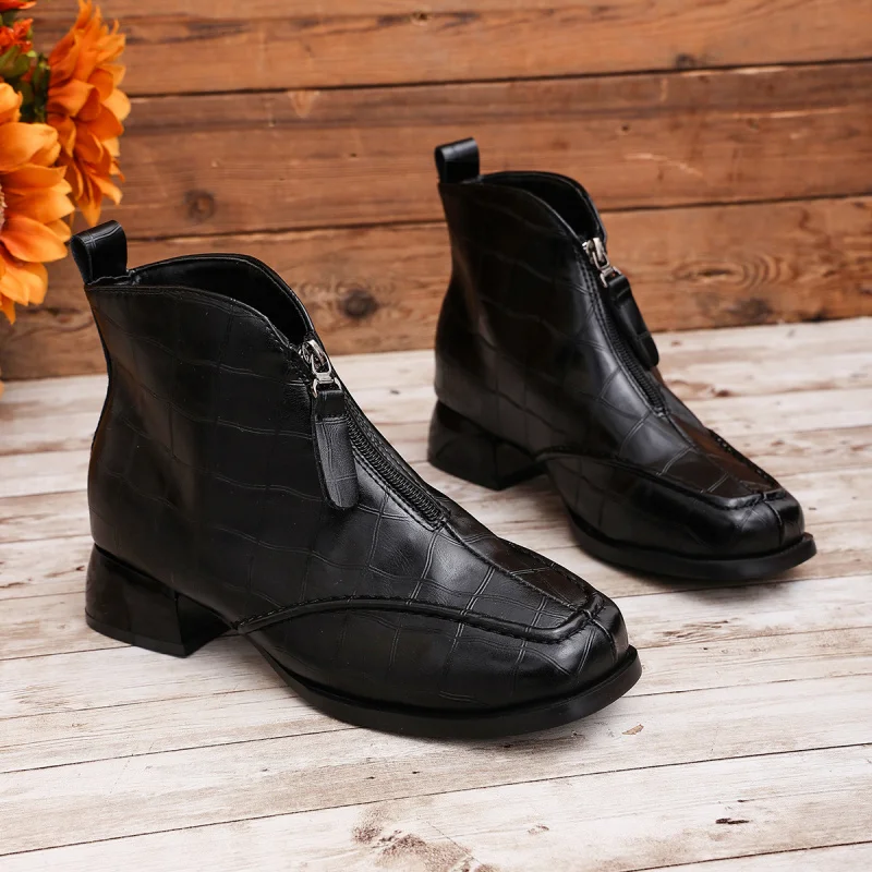 أحذية نسائية كلاسيكية للكاحل رفيعة، خريف/شتاء، جلد ناعم، كعب مكتنز أنيق، أحذية قصيرة على الموضة الحديثة