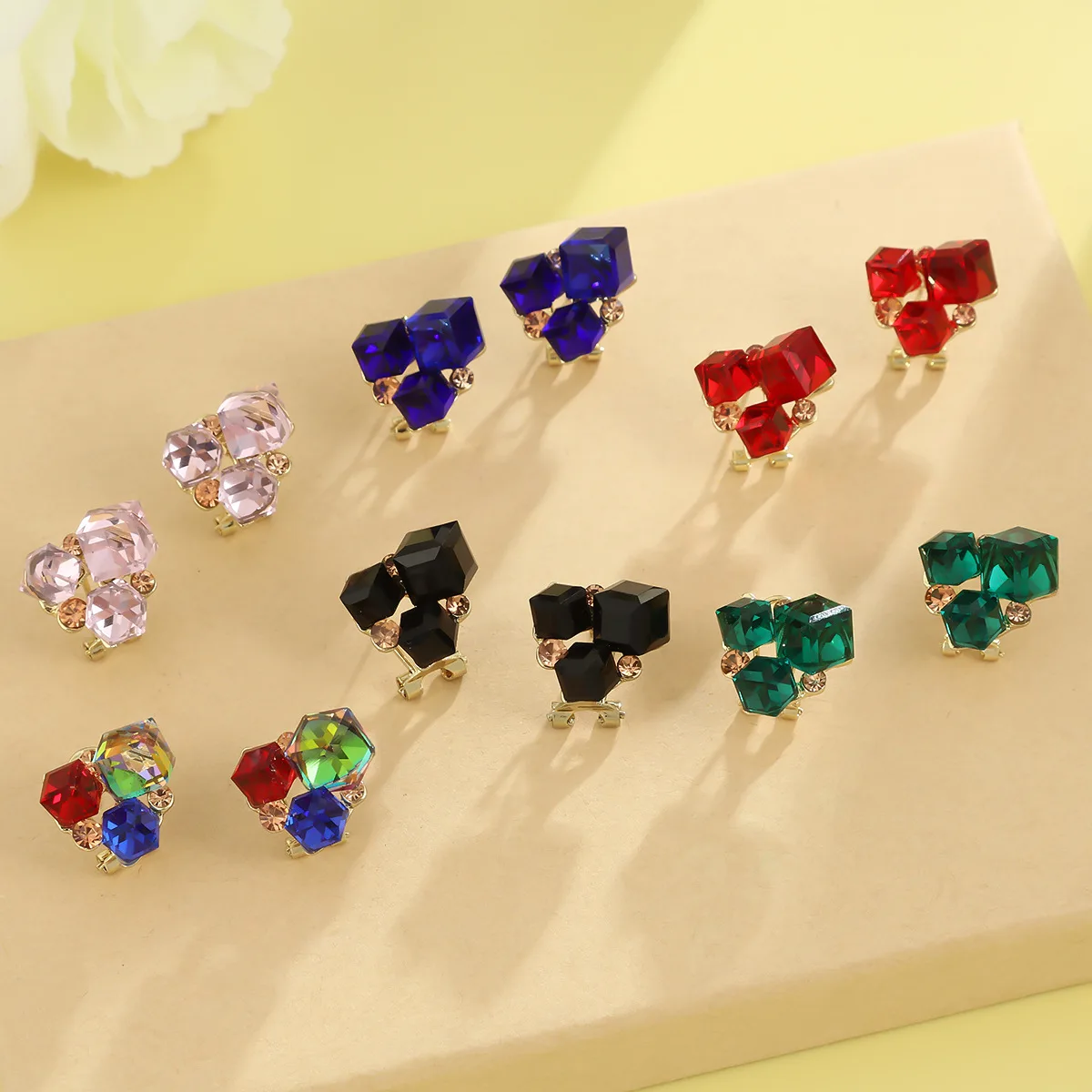 Super flash personalized geometric square stud earrings light luxury high-end exquisite earrings banquet party bridal earrings