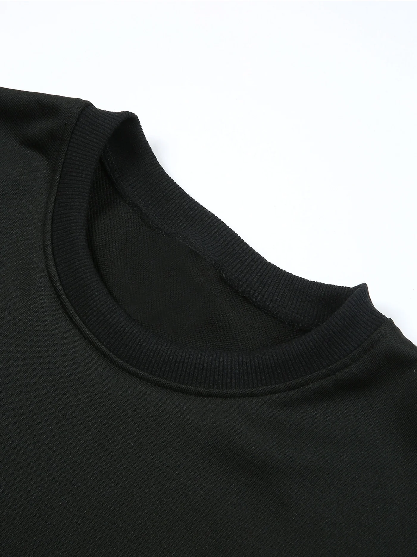 Stylish Sportswear: Black Mamba Snake Print Men's Versatile Long-Sleeve Crewneck Sweatshirt, Perfect for Spring