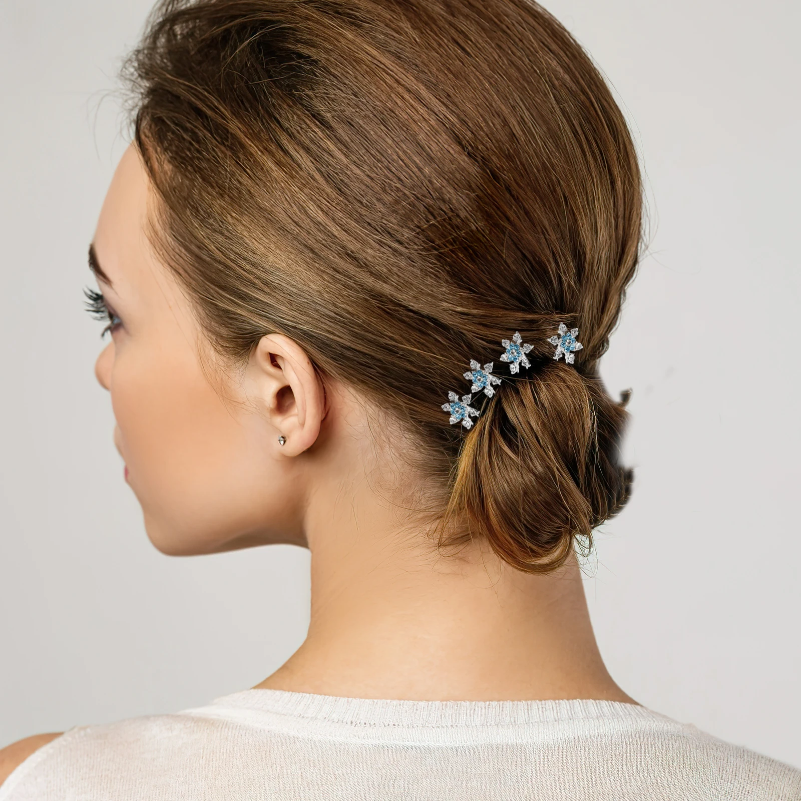

12pcs Crystal Snowflake Hairpin Elegant Bride Headdress Stylish Hair Accessories Fashionable Headwear Bright Design Women Girls
