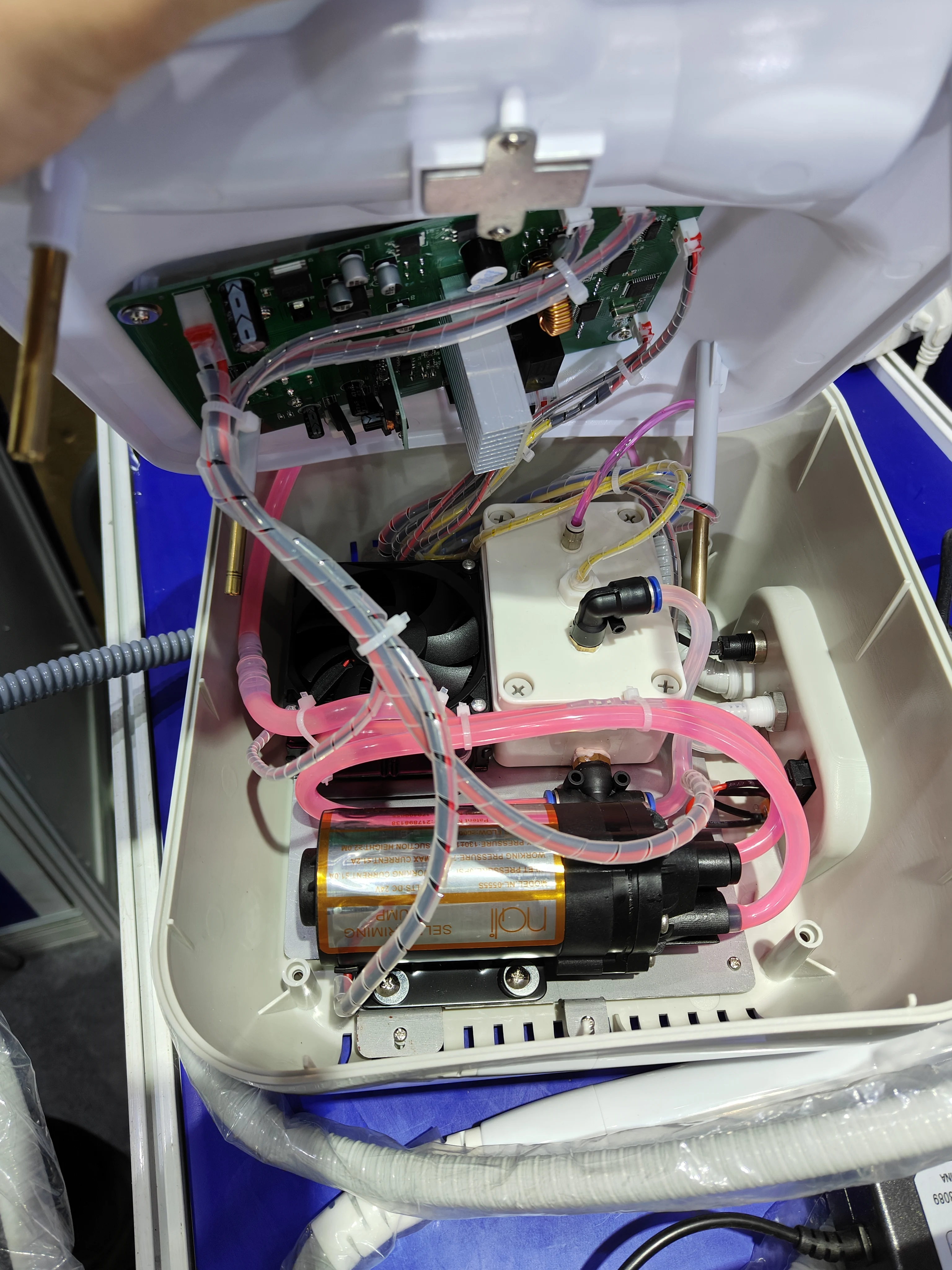 STLF LZS D-cool التدفئة التبريد تدليك البرد جهاز تجميل الوجه رفع تجديد EMS جهاز الكهربائي #5