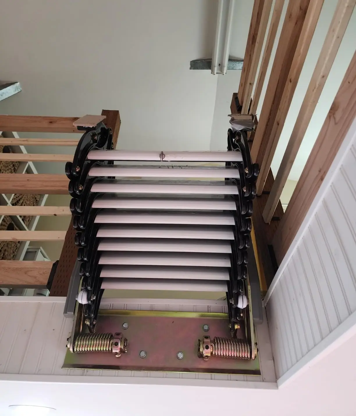 

Attic Wall Ladder Narrow Wall-Mounted Folding Ladder Pulldown Attic Loft Telescopic Stairs 10+2=12 Steps, 8.2-9.8ft, Customized