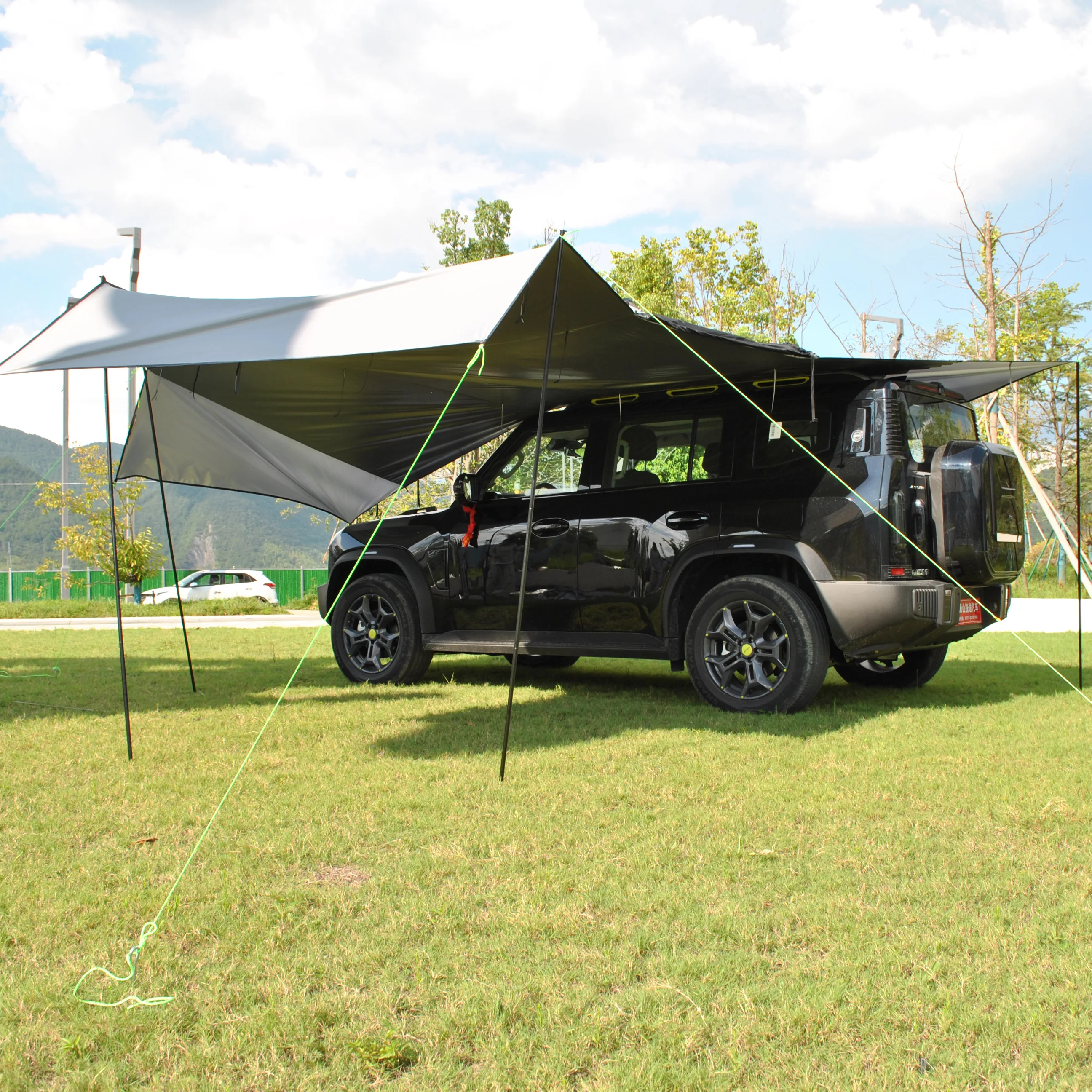 

SUV Tailgate Tent with Three Side Awning Shade Transmittance, Car Side Tent, Hatchback Car Tent, Multi-Use Car Rear Canopy Tent