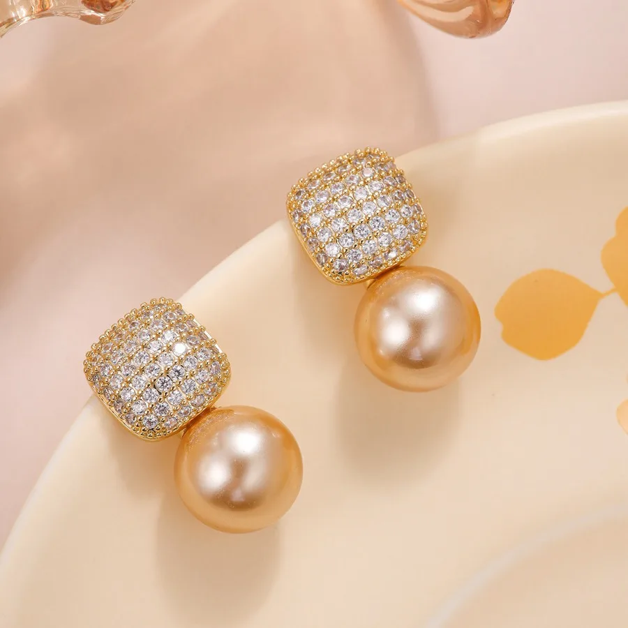 New Fashion Metal Pearl Drop Earrings For Women Vintage Elegant Square Crystal Earrings Wedding Party Jewelry