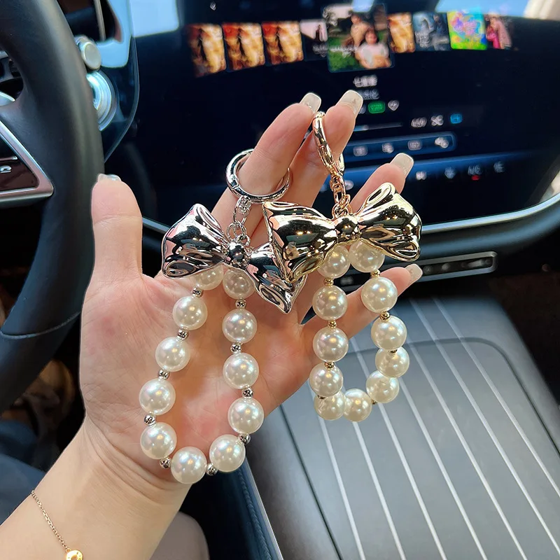 

Cute Shinny Metal Bowknot Imitation Pearls Chain Keychain For Women Trinket Ring Car Bag Pendent Charm X427