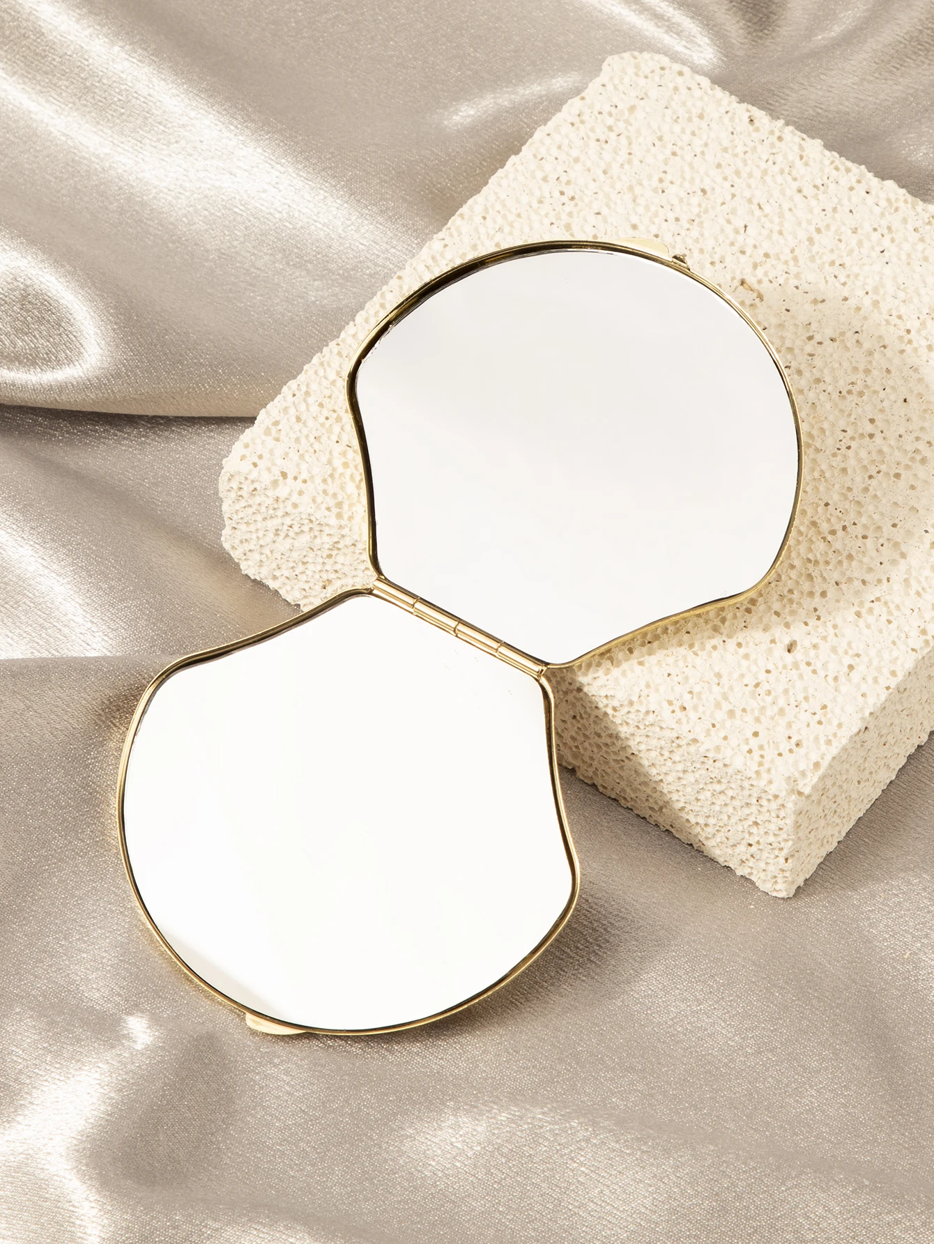 10PCS Golden Seashell dubbelzijdige handspiegelset - draagbare make-upspiegel met gratis witte geschenkdoos voor make-up reizen naar huis