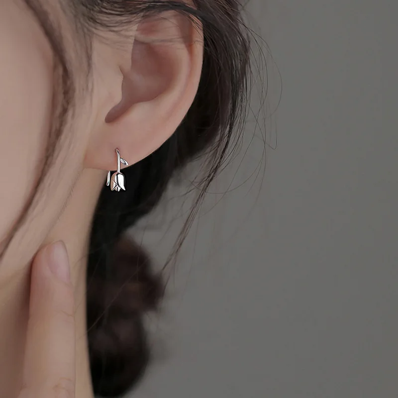 925 Silver Plated Tulips Stud Earring For Women Girls Wedding Party Jewelry Gift e614