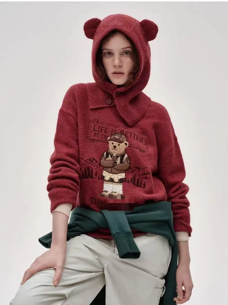 2025 Winter New Vintage Fashion Pullover Knit Sweater with Detachable Hood and Cute Bear Design