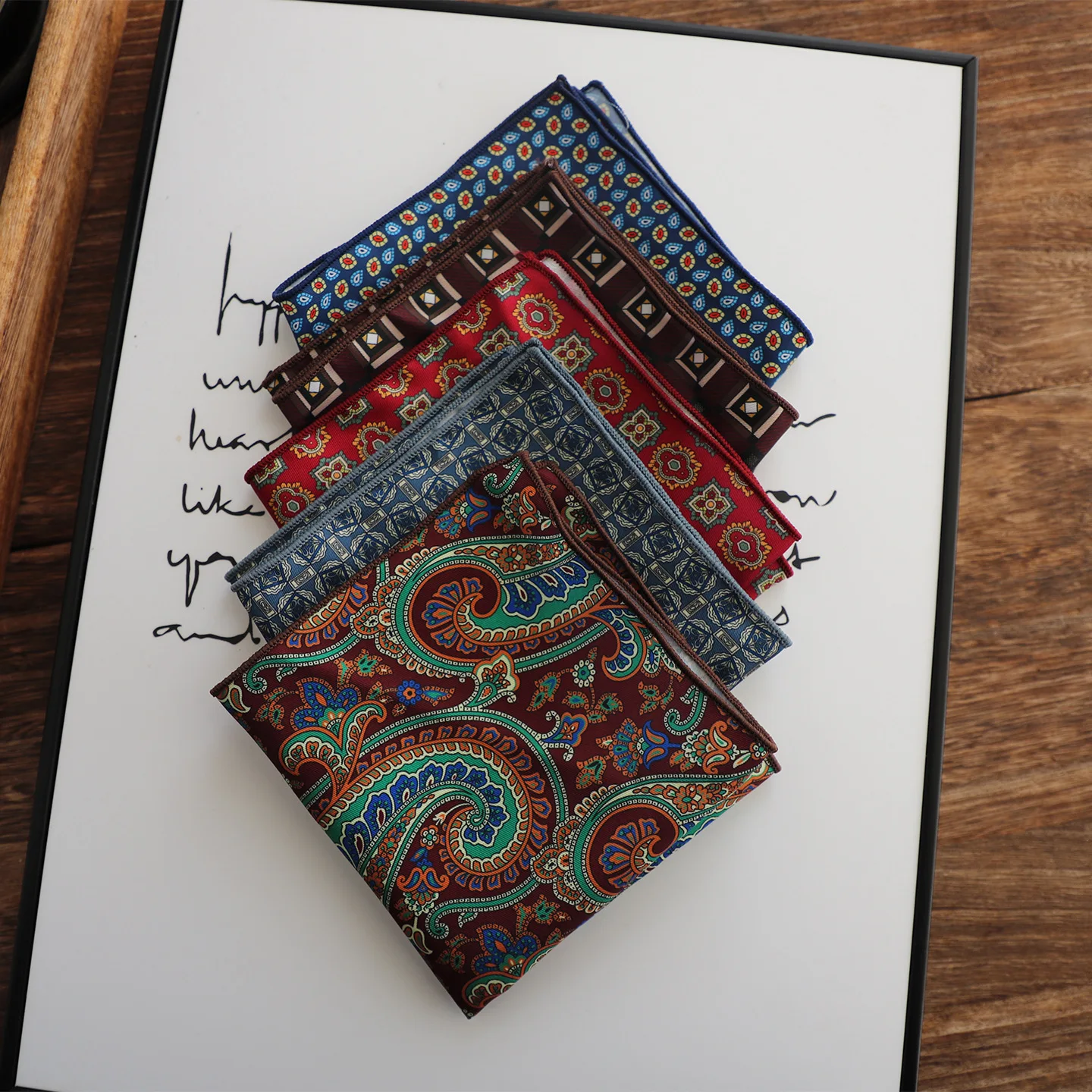 2026 New Vintage Mens Pocket Square Polyester Silky Paisley Handkerchief Soft Hanky Chest Towel Wedding Party Suit Accessories