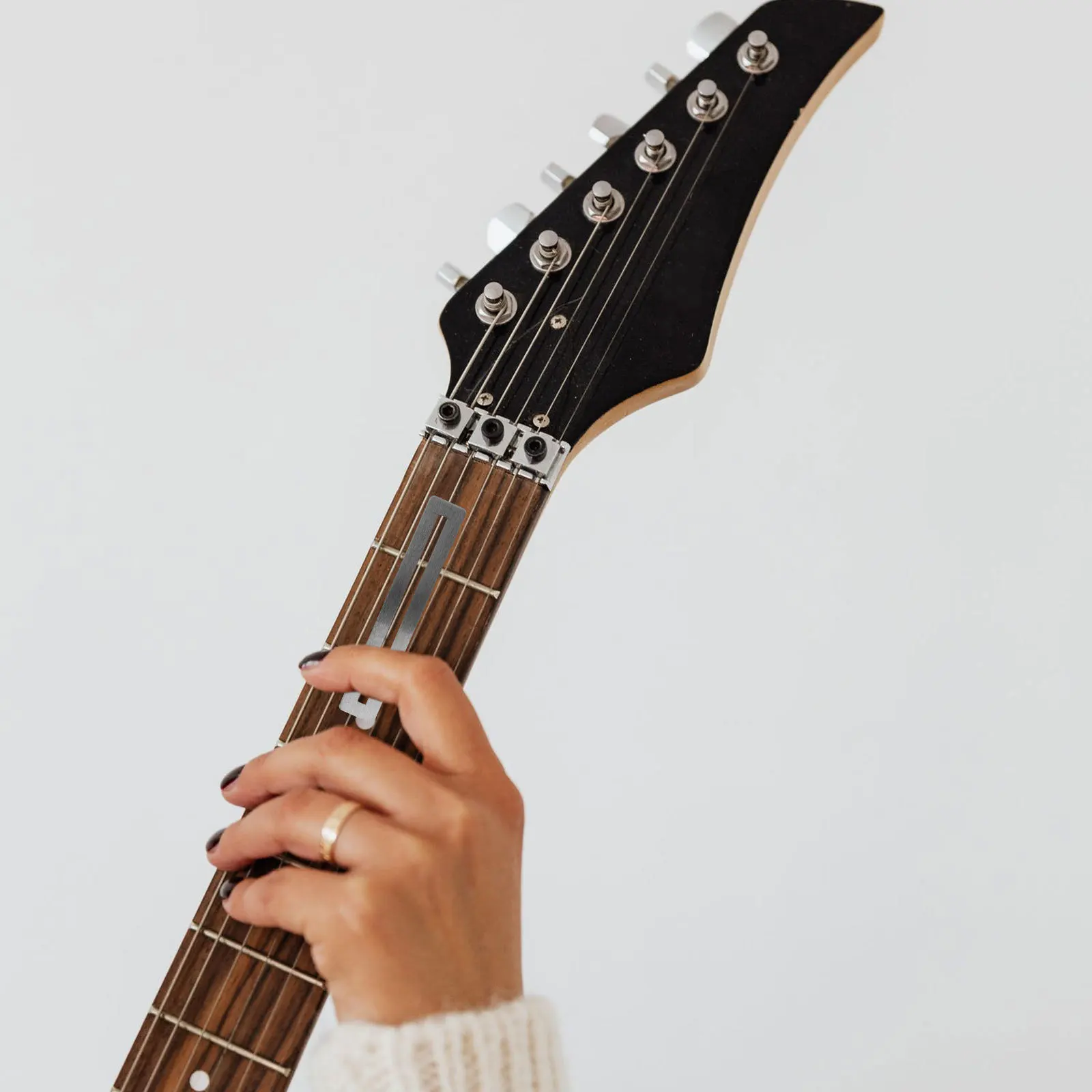 

2pcs Guitar Fretboard Protector Metal Polishing Pad Fingerboard Guard Wear-Resistant Long-Lasting Fret Leveling Kit Bass Fret