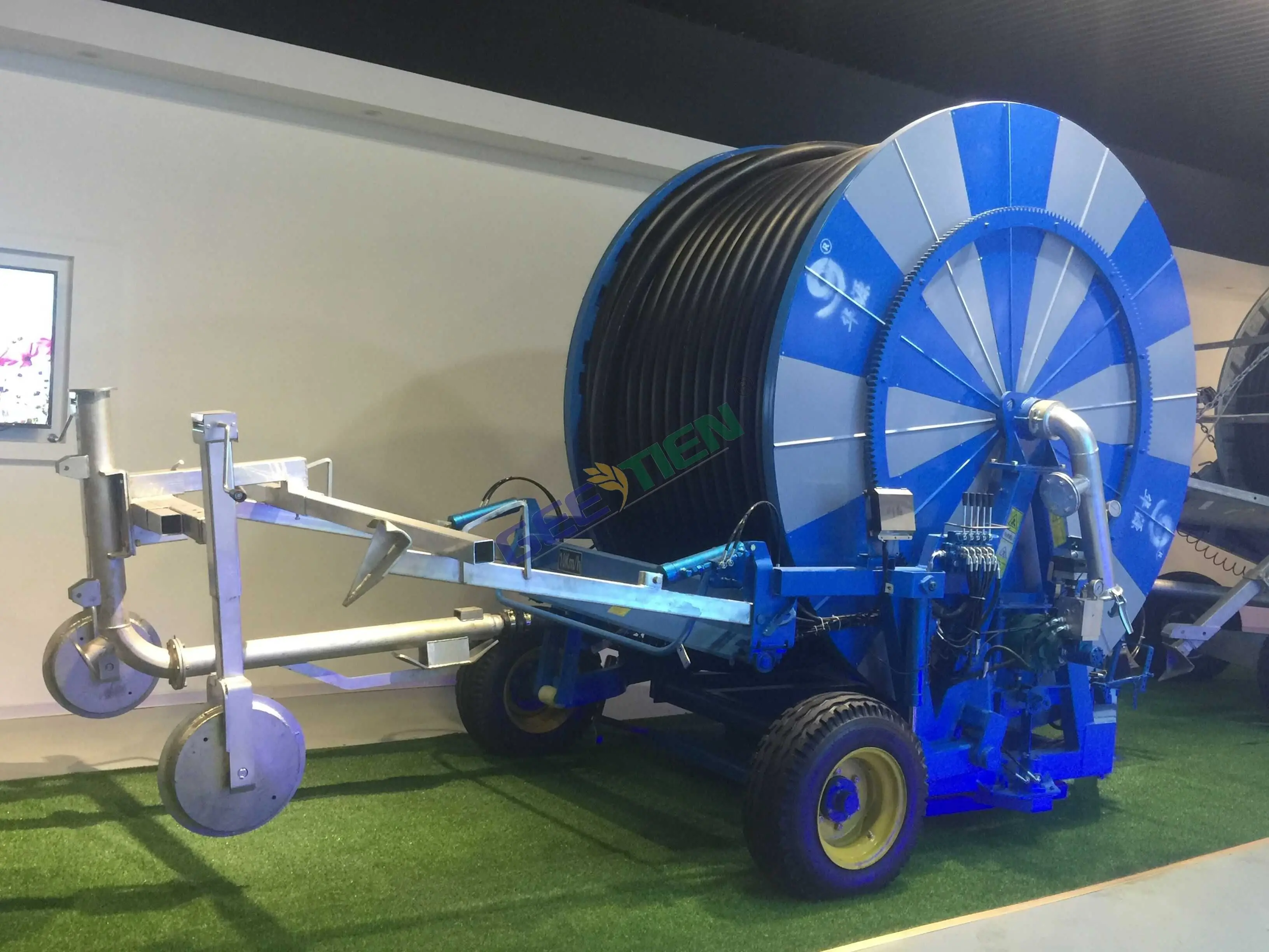 Spray Farm drip Irrigation Systems Hose Reel  irrigator with Rain  Traveling Long Distance Sprinkling Irrigation Equipment