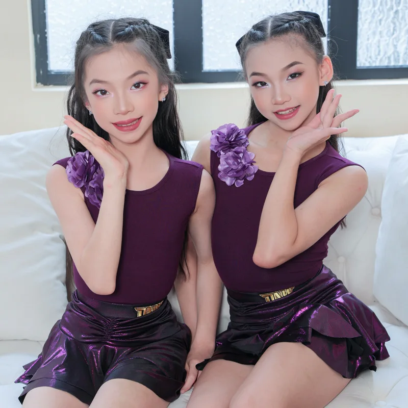 Maßgeschneidertes lateinamerikanisches Tanzkleid, Übungskleidung für Mädchen, Wettbewerb, Performance-Kleidung, dunkelroter Stern, Punkt, Heißprägerrock, geteiltes Set