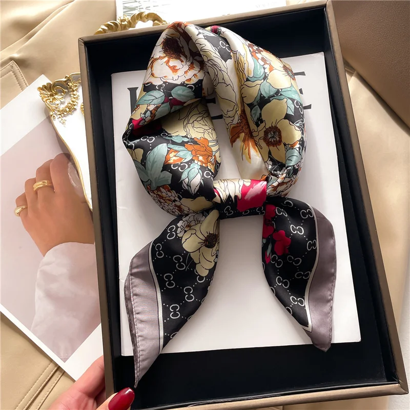 2024 New Luxury Brand Women Silk Leopard Print Square Scarf Female Beach Stoles Echarpe Satin Headband Shawl Wraps Bandana