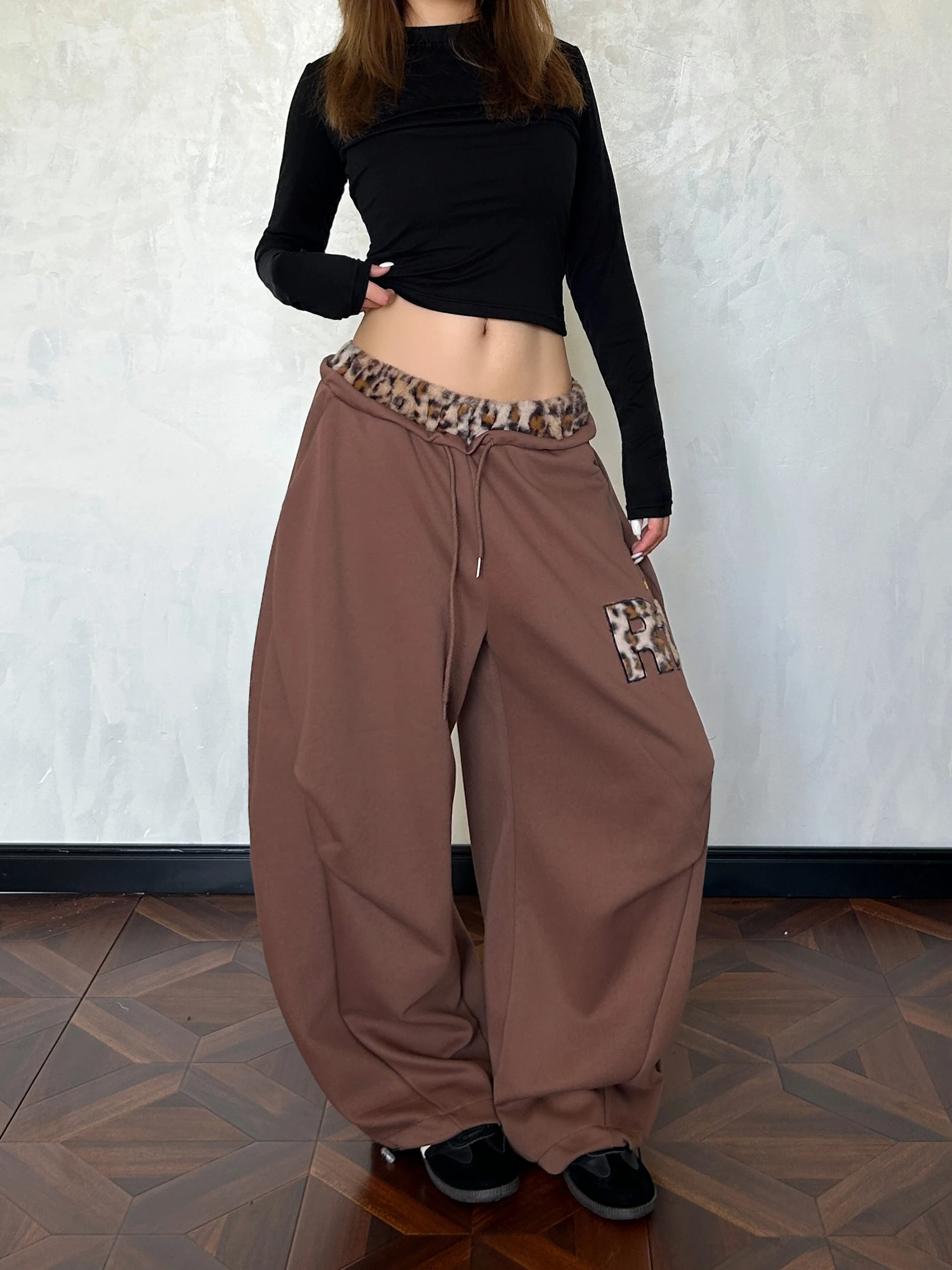 Pantalones informales de pierna ancha holgados con retales bordados a cuadros americanos Retro, pantalones informales de algodón suave para estudio callejero, cintura en L con cremallera