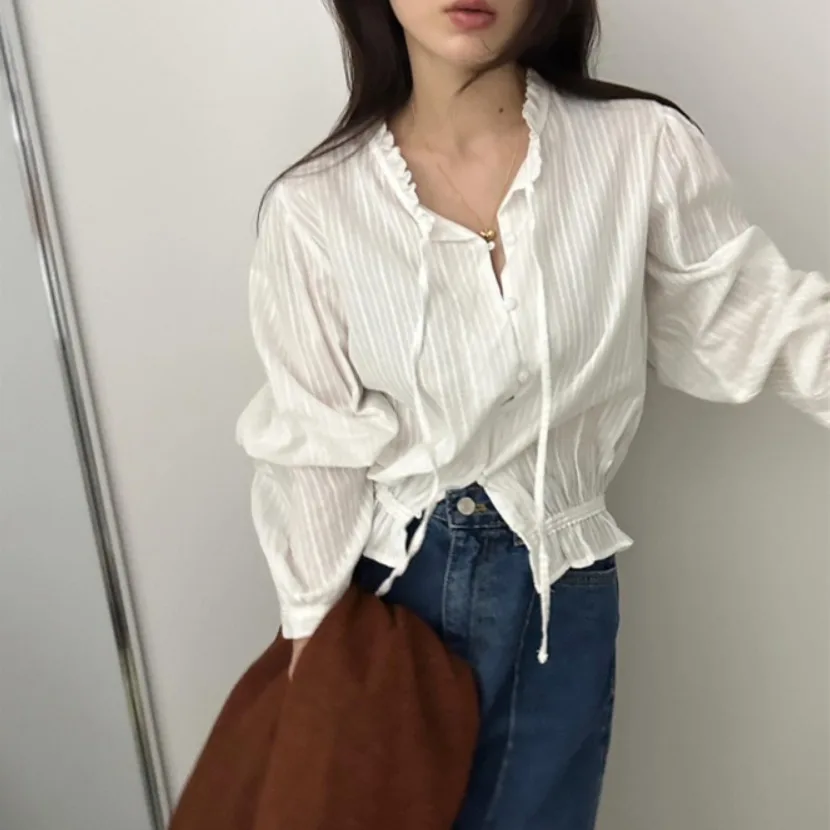 Damen Sanfter Wind Weiß Vertikal Gestreift IRT Frühling Neues Design Taille-Cinching Bubble Sve Top Koreanische Sle Innenbekleidung