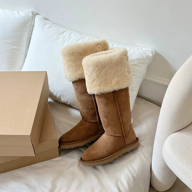 Daqian snow boots, mid high tube sheepskin integrated thick soled knee high boots, women's shoes