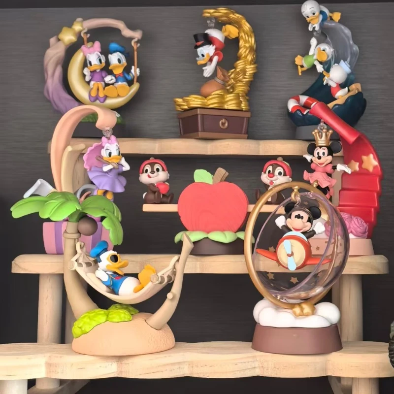 De Mickey-familie Swaying Dream-serie Blind box Donald Duck-beeldjes Poppenspeelgoed Tafelbladornamenten anime Goofy Goof-omtrek