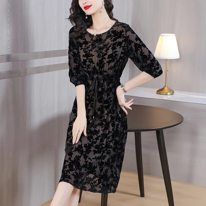 2023 Autumn New Black Silk Beaded Flocking Dress with Belt Wrapped Waist for Slim O-Neck Sexy Knee Length A-line Dress Robe