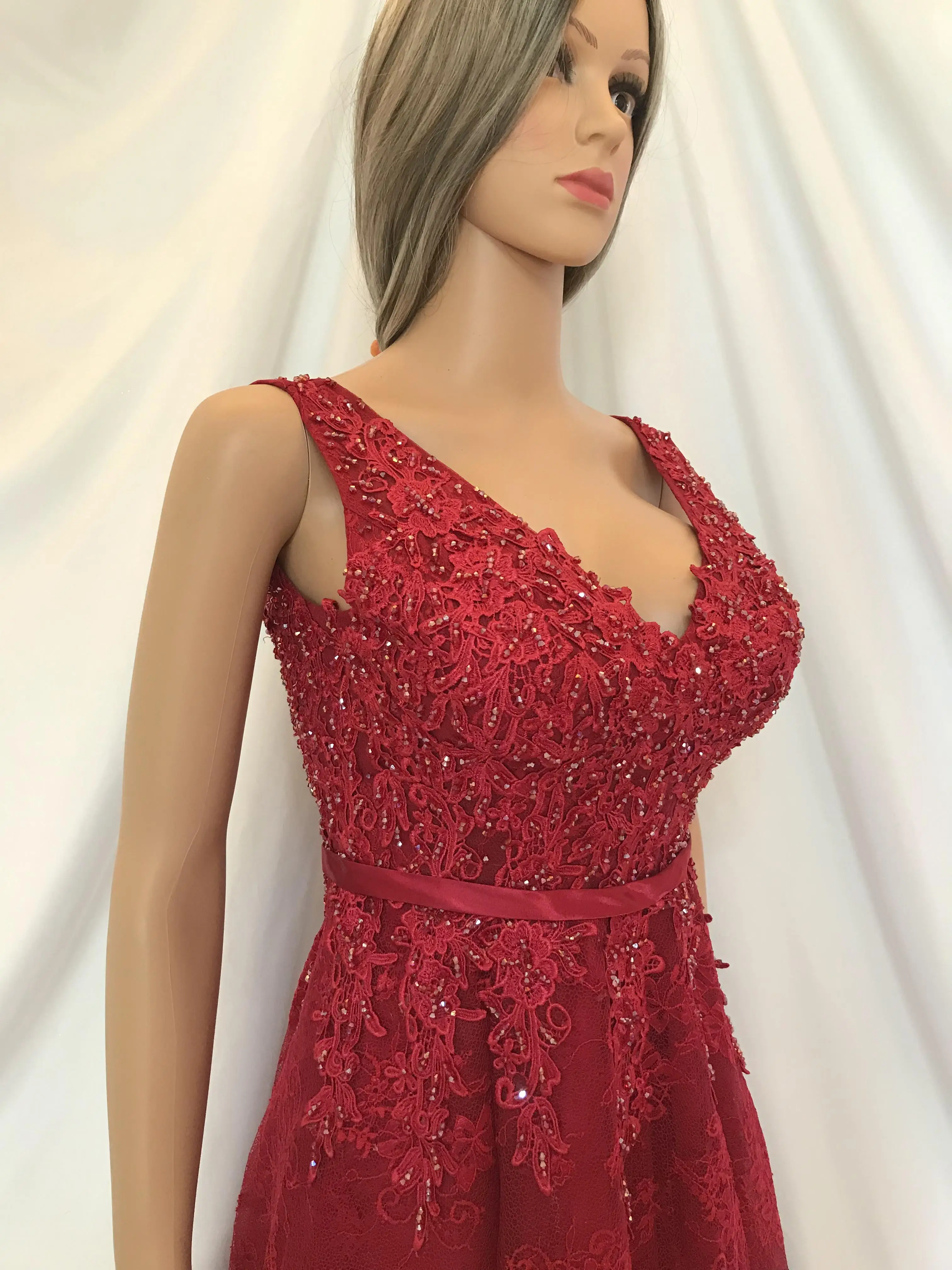 Vestido Kisswhite-Red Lace, Decote Em V, Lace Up Back, estoque nupcial, Cleandecor, vestidos de baile