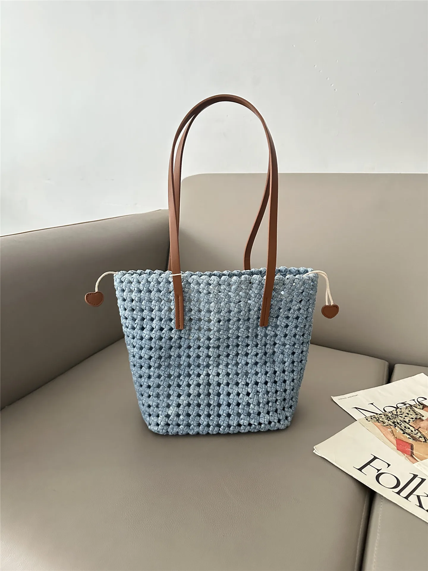 retro-denim-woven-tote-bag-women's-versatile-large-capacity-single-shoulder-handbag-beach-vacation-bag-simple-style-2026