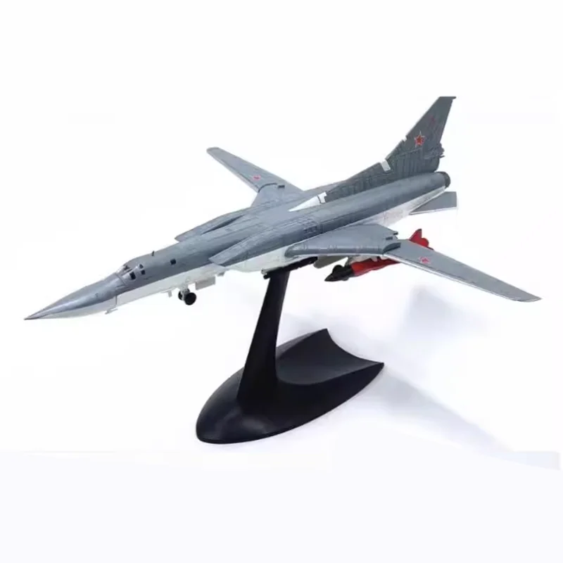 

1/144 Scale Russian 22 TU-22M3 Backfire Fighter Aircraft Responsible for Bombing Enemy Aircraft Can Change Wing 2226 Alloy Model