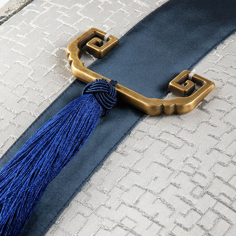 Luxury European Classical Aristocratic Style Throw Pillow Cases Decorative Tassels Cushion Covers for Couch Car Bedroom 20 X 20