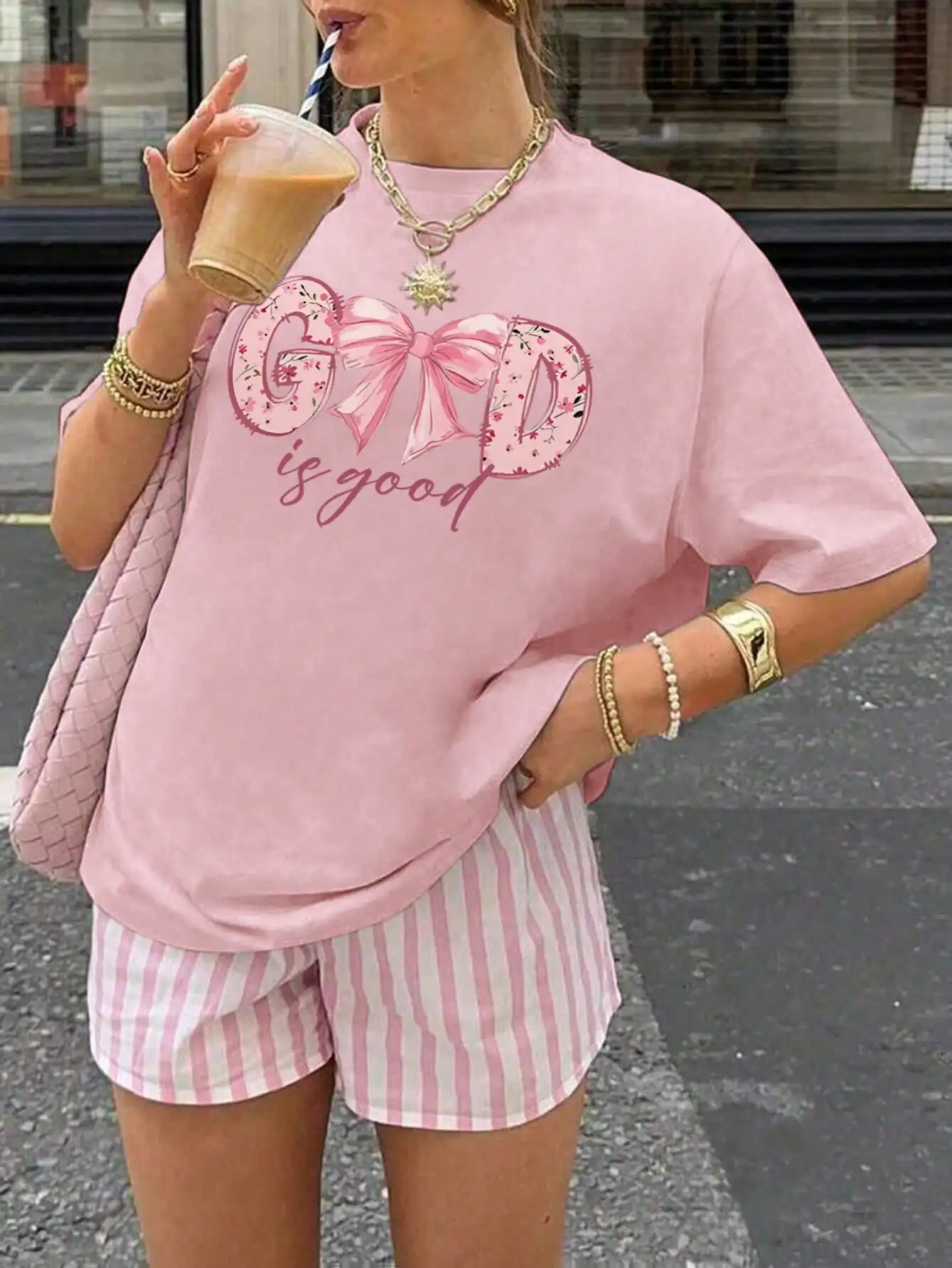 

Женская розовая футболка с цветочным принтом и бантом, свободного кроя, с круглым вырезом и короткими рукавами, для повседневной летней носки