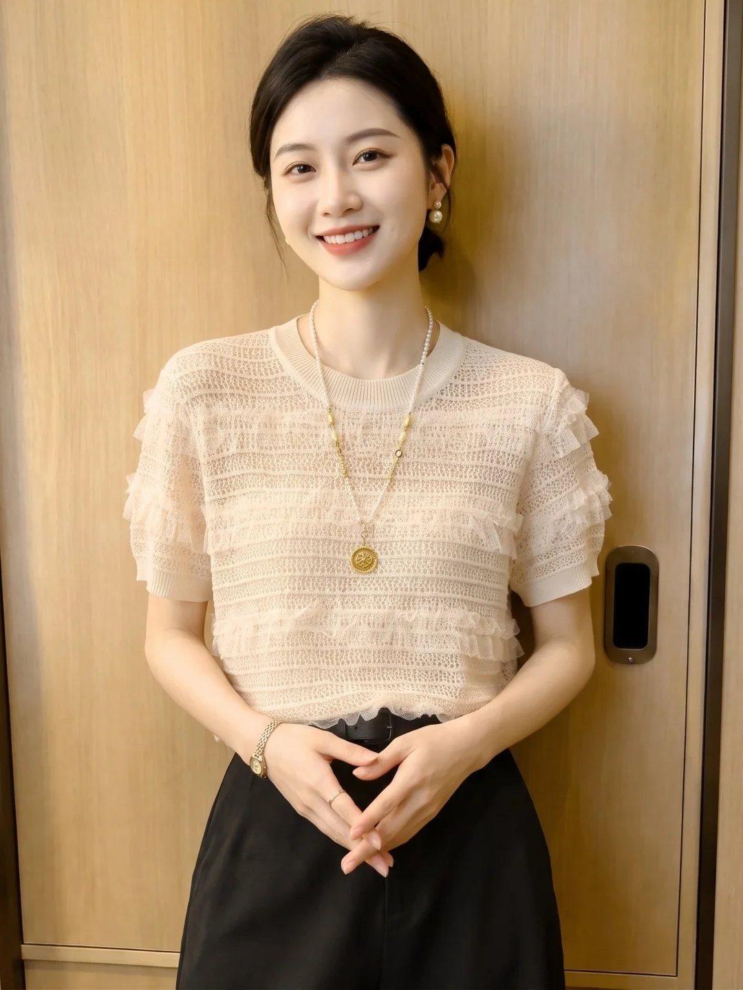 Ice Silk Knitted Short Sleeve Hollow Design Fashionable Summer Top Elegant Ageless Korean Style Straight Cut Silken Ensemble