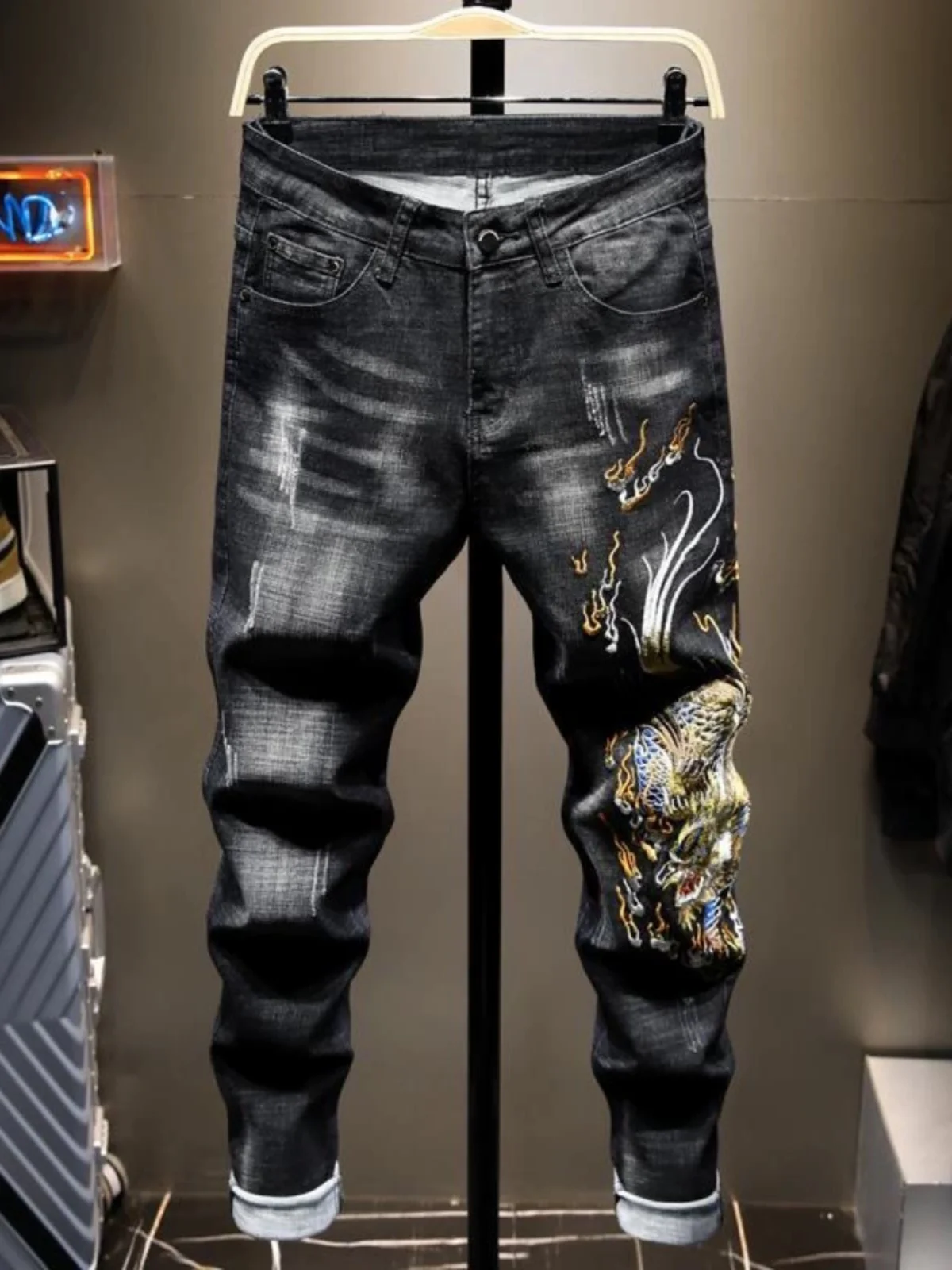 

New Premium Embroidered Dragon Pattern Slim Fit Jeans Men's Elastic Trendy Brand Youthful Casual Long Pants Straight Leg Jeans