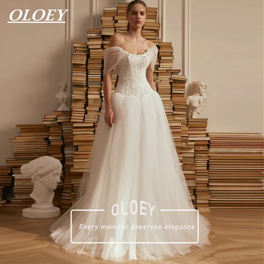 OLOEY Luxury Pearls Tulle Wedding Dress Strapless A Line Floor Length Bridal Gown with Sleeves Scarf Robe De Mariage Customized