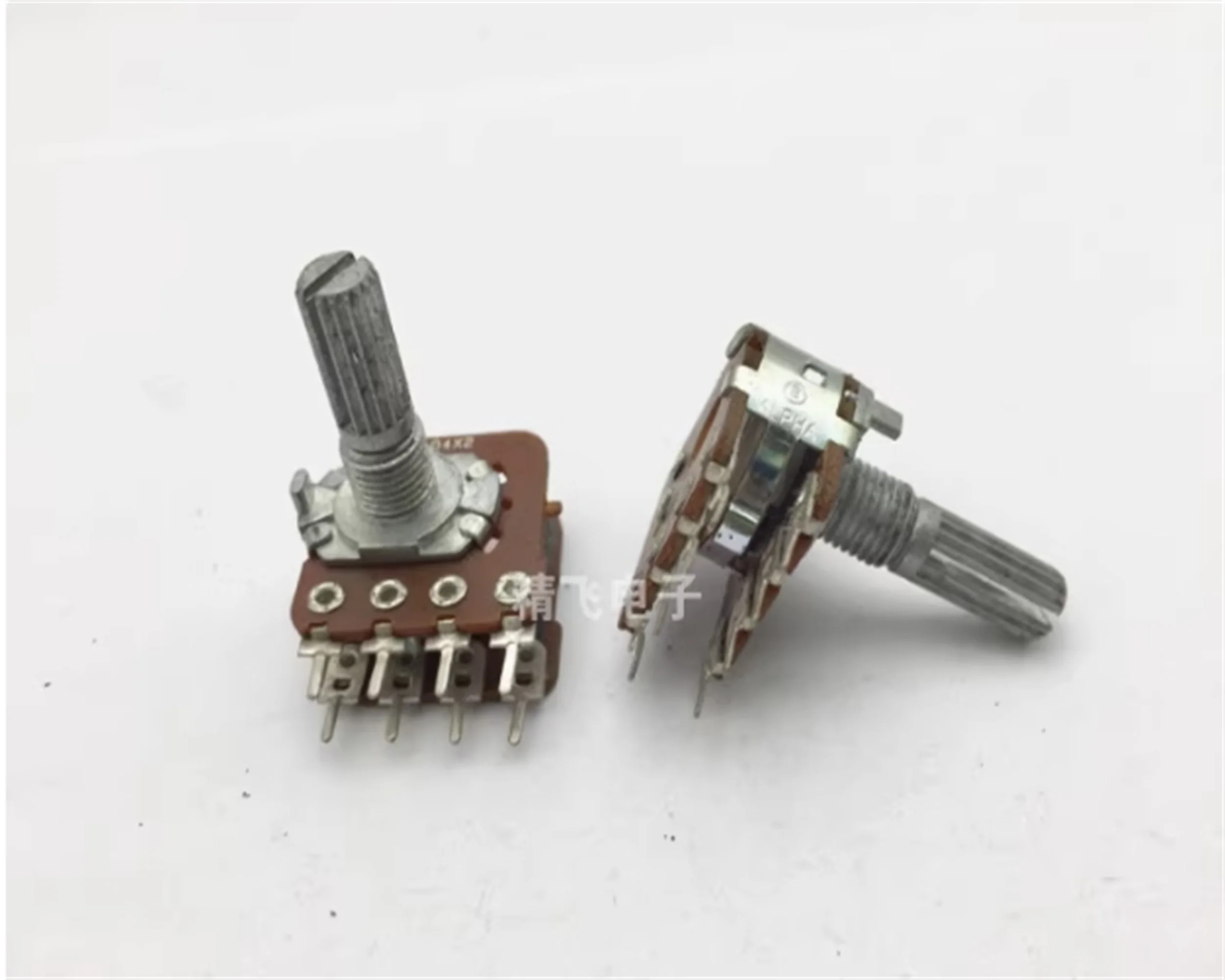 1 PCS Taiwan ALPHA RK16 Dual Potentiometer B100K * 2 with Pull 41 Positioning Axis Length 20MM Sawtooth