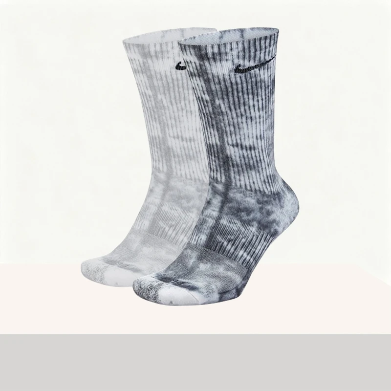 

Nike: Stylish, niche-inspired gradient design; durable, lightweight, and unisex towel socks, 3-Pack Mid-Calf Socks DM3407-910