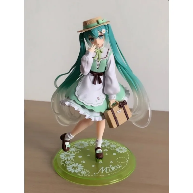 

18cm Hatsune Miku Rural style Cute Action Figure Desktop Anime Figurine Kawaii Girl Model Toy Gift Car Decoration Model