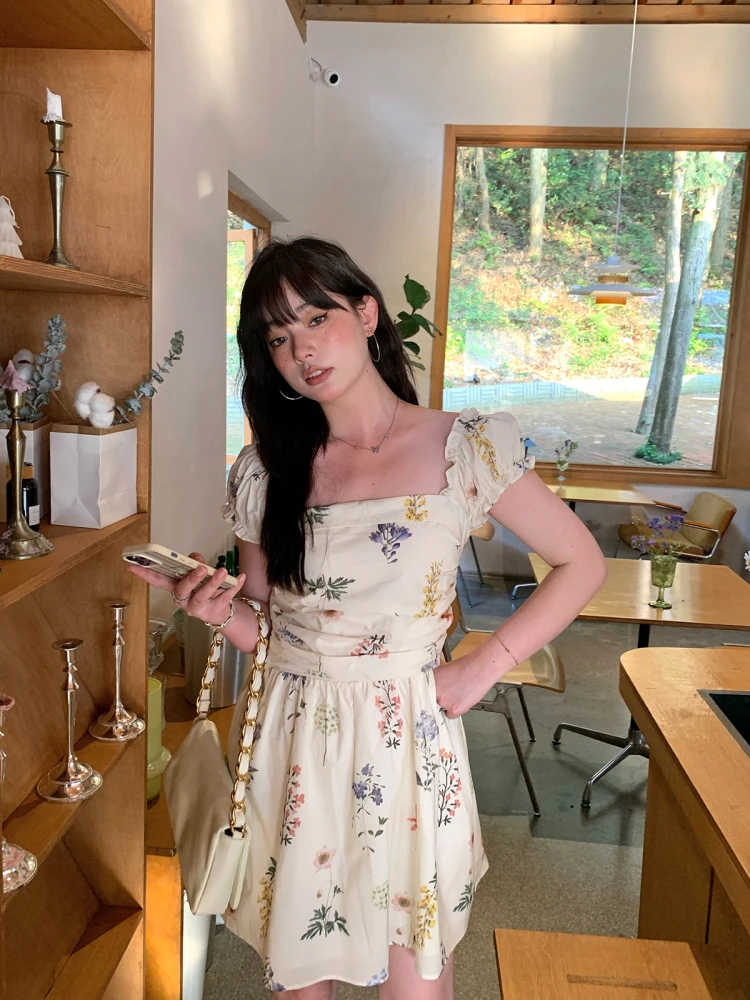 

Женское макси-платье с цветочным принтом, больших размеров, с квадратным вырезом, приталенное, из хлопка, с коротким рукавом, с завышенной талией, А-силуэт