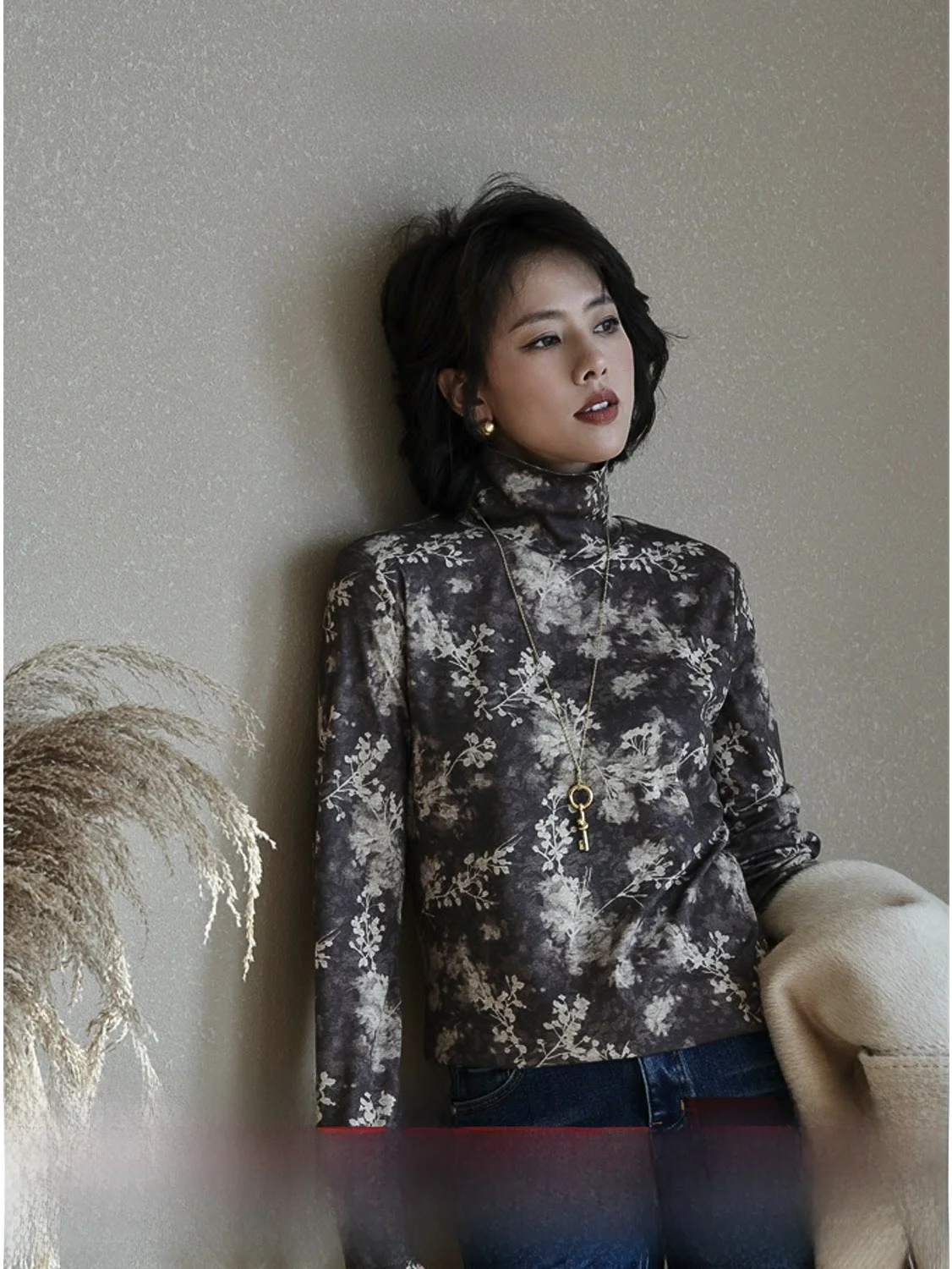 

Женская модная шерстяная вязаная кофта с высоким воротником и цветочным принтом, приталенная, универсальная, для ранней осени, в гонконгском стиле